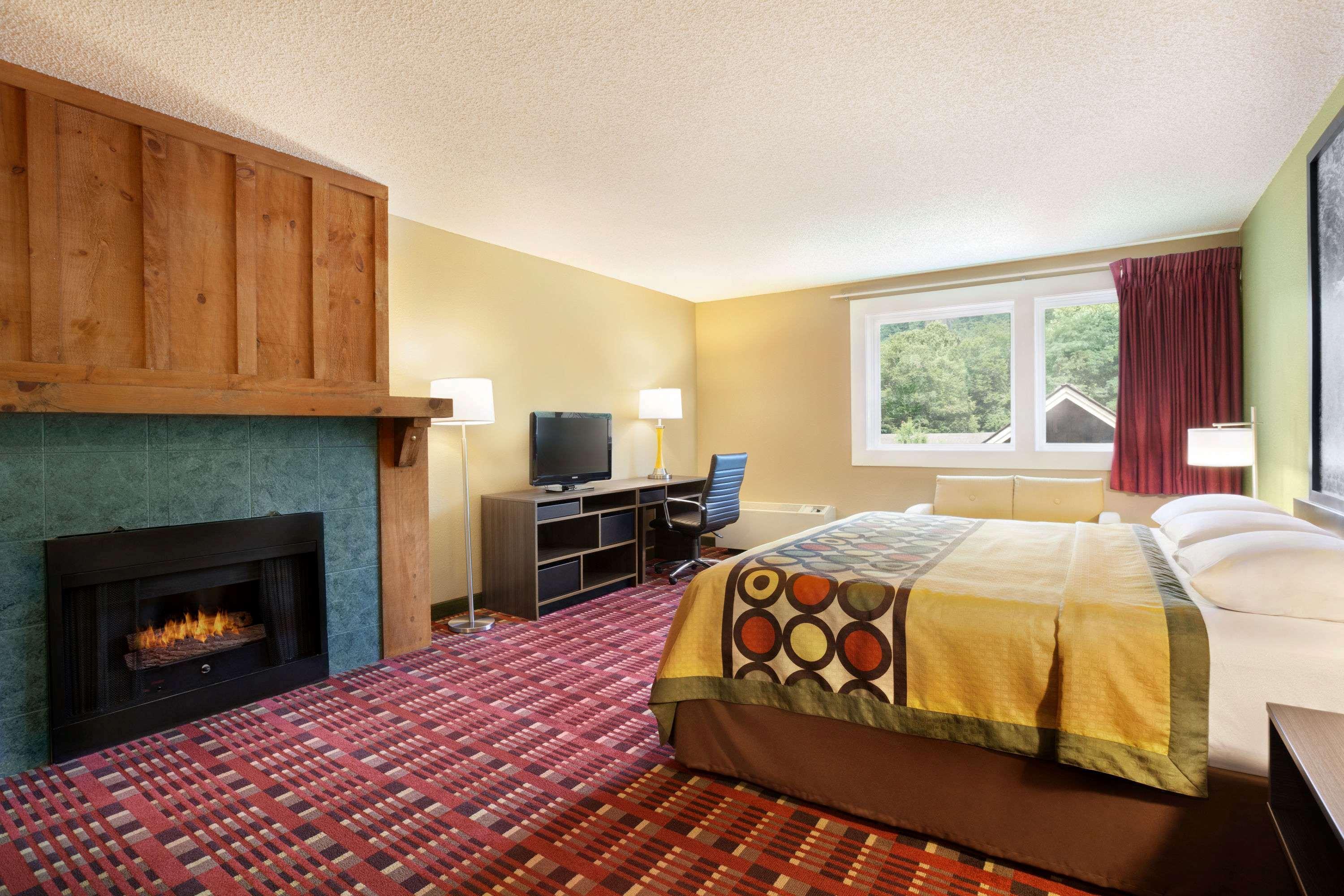 Super 8 By Wyndham Cherokee Exterior foto