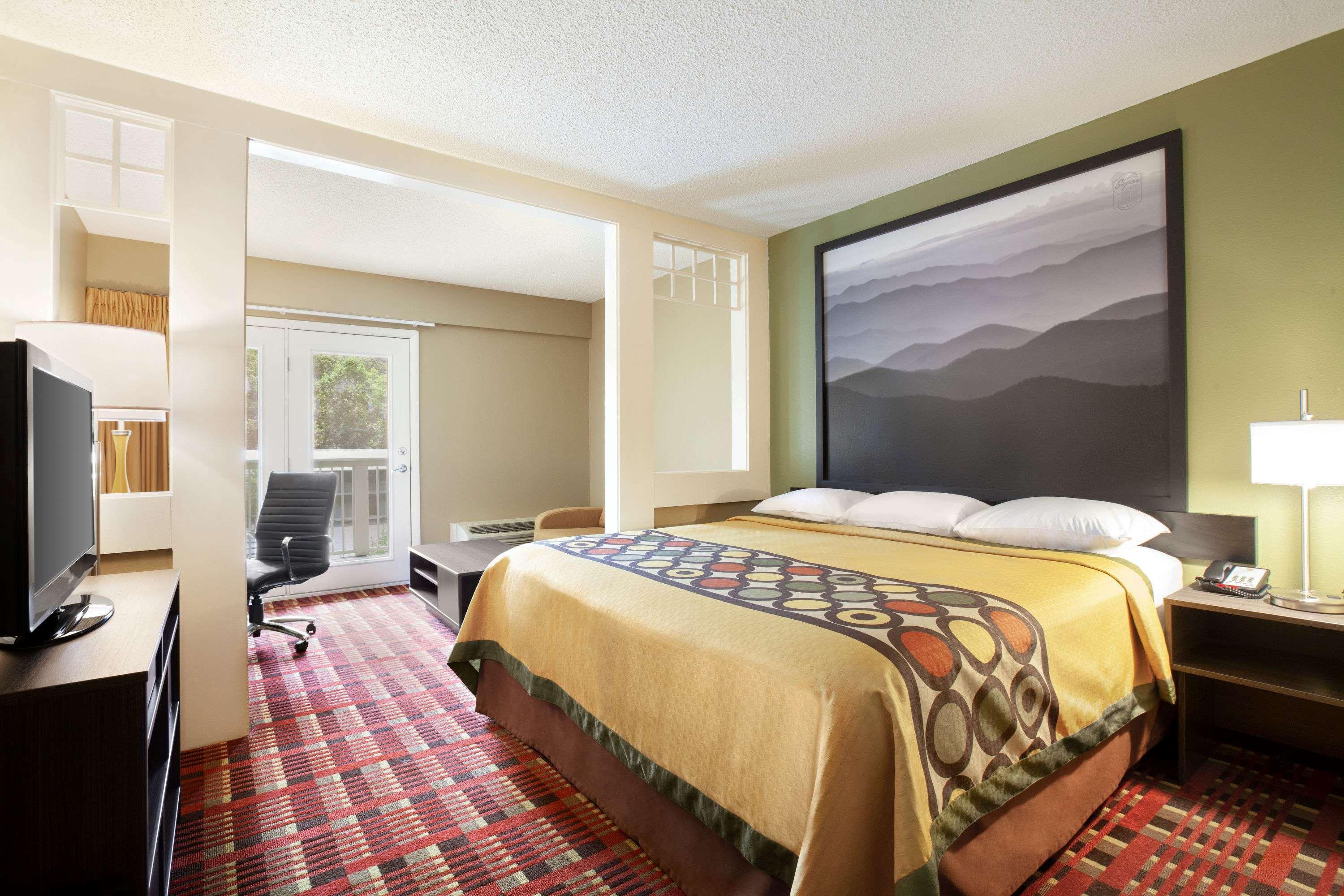 Super 8 By Wyndham Cherokee Exterior foto